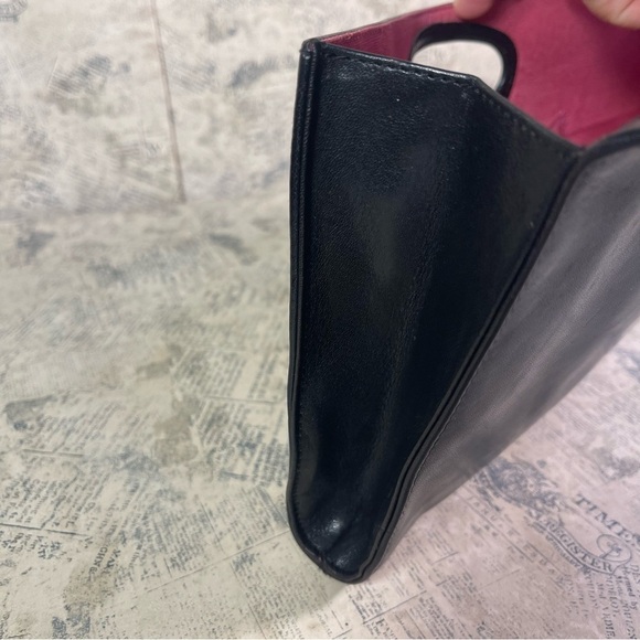 HOBO black leather clutch - Picture 10 of 13